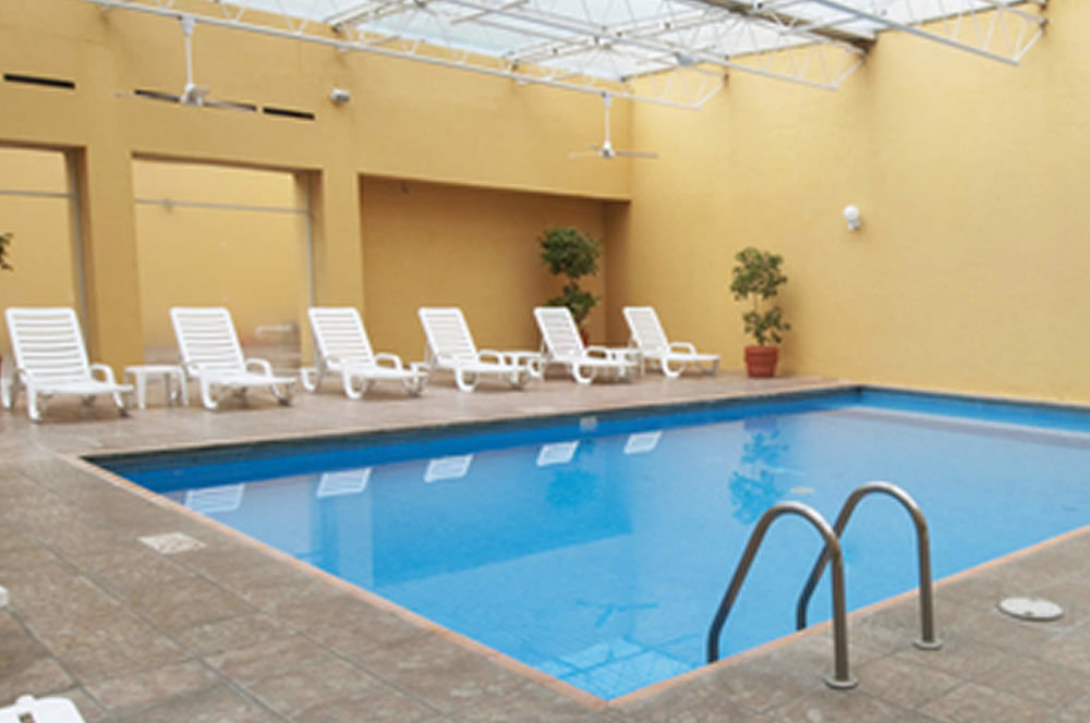 Fiesta Inn Toluca Tollocan Exterior photo